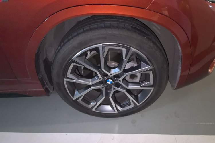 Used BMW X2 2021 sDrive25i Midnight Edition Right Front Wheel Hub