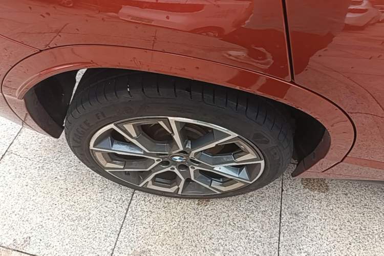 Used BMW X2 2021 sDrive25i Midnight Edition Right Rear Wheel Hub