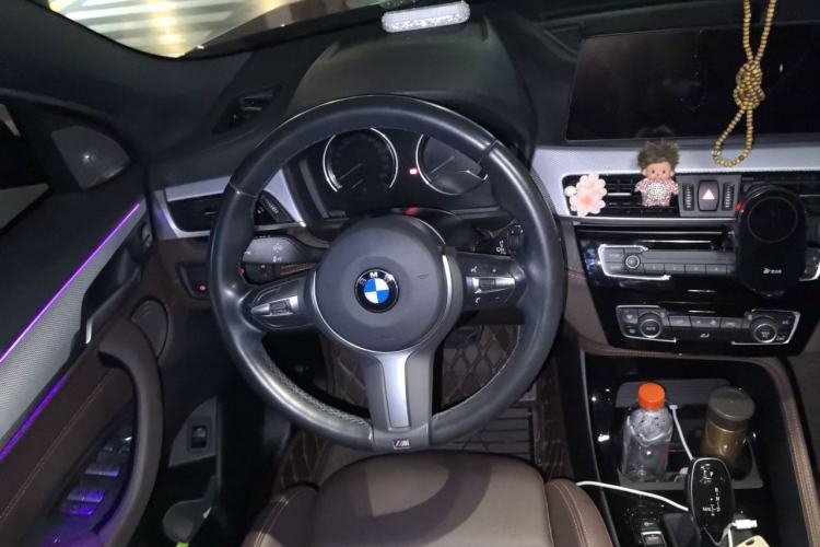 Used BMW X2 2021 sDrive25i Midnight Edition Steering Wheel