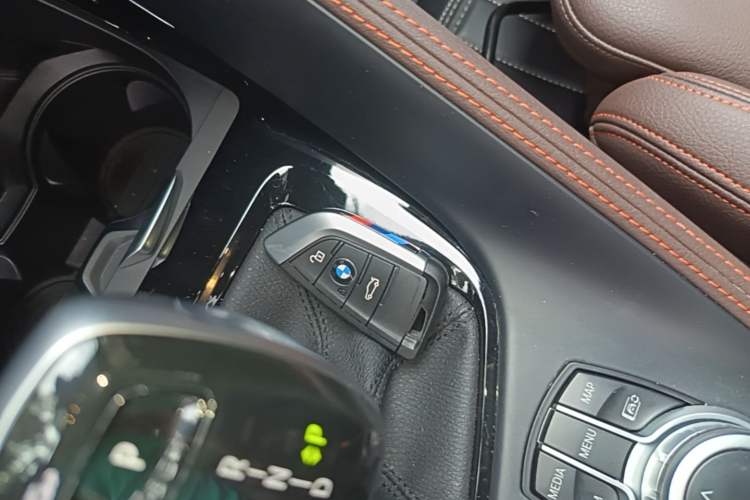 Used BMW X2 2021 sDrive25i Midnight Edition Vehicle Key