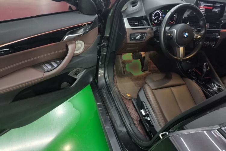 Used BMW X2 2022 sDrive25i M Sport Package Driver Seat