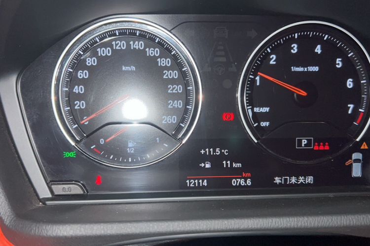 Used BMW X2 2022 sDrive25i M Sport Package Odometer Close Up