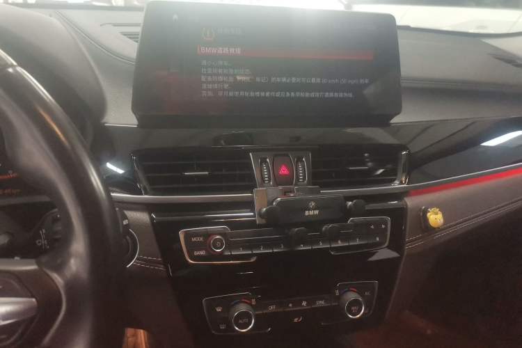 Used BMW X2 2022 sDrive25i M Sport Package Audio And AC Panel