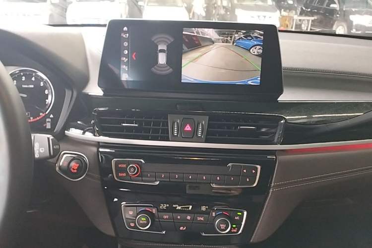 Used BMW X2 2022 sDrive25i M Sport Package Audio And AC Panel