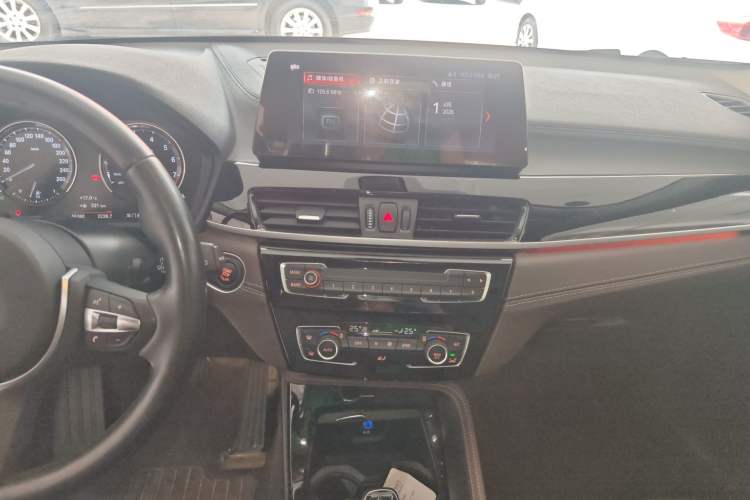Used BMW X2 2022 sDrive25i M Sport Package Audio And AC Panel
