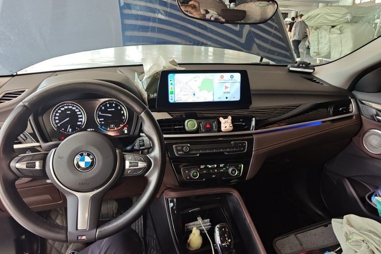 Used BMW X2 2022 sDrive25i M Sport Package Center Console