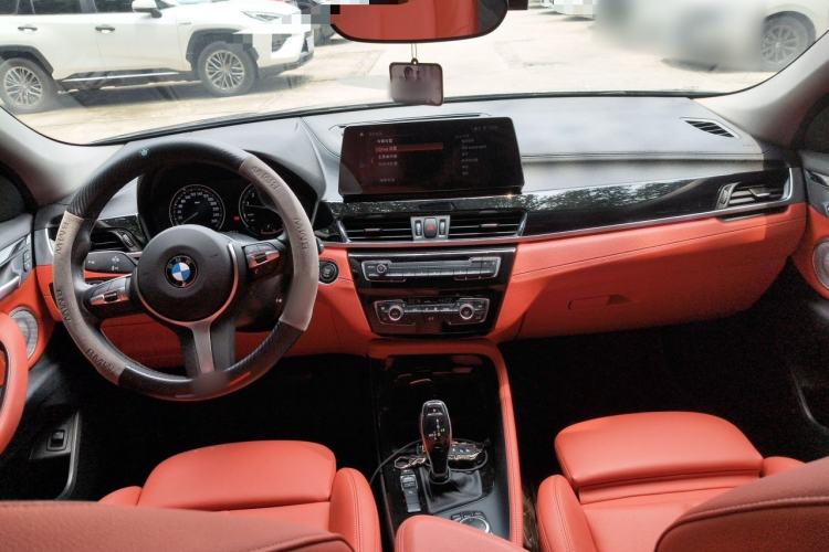 Used BMW X2 2022 sDrive25i M Sport Package Center Console