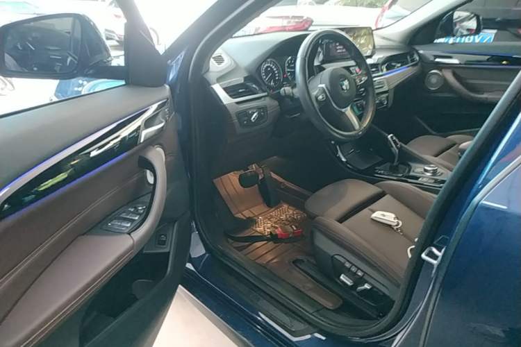 Used BMW X2 2022 sDrive25i M Sport Package Driver Seat
