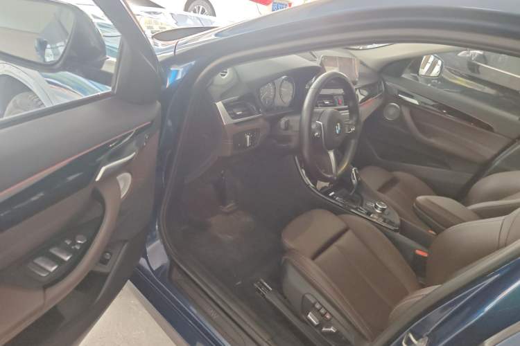 Used BMW X2 2022 sDrive25i M Sport Package Driver Seat