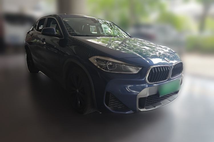 Used BMW X2 2022 sDrive25i M Sport Package Front Right 45 Deg