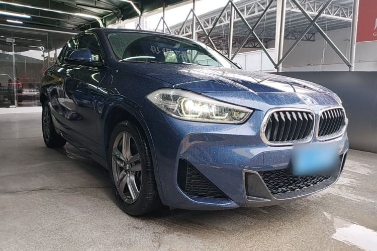 Used BMW X2 2022 sDrive25i M Sport Package Front Right 45 Deg