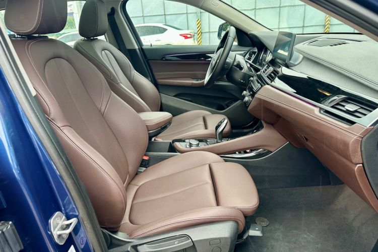 Used BMW X2 2022 sDrive25i M Sport Package Interior 2