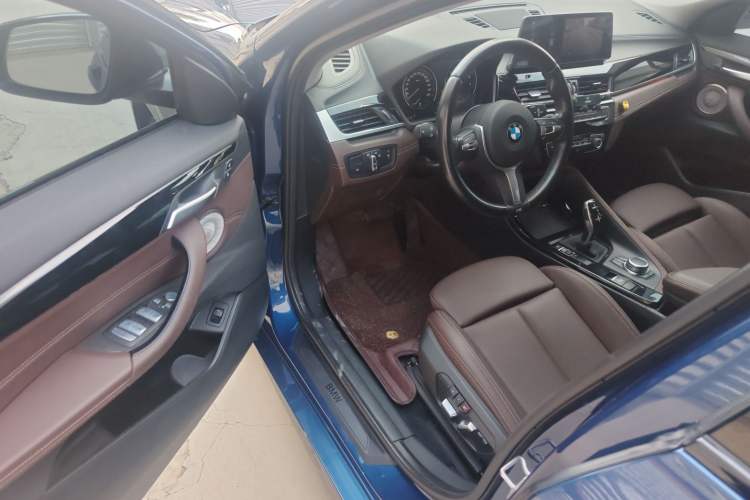 Used BMW X2 2022 sDrive25i M Sport Package Interior 2