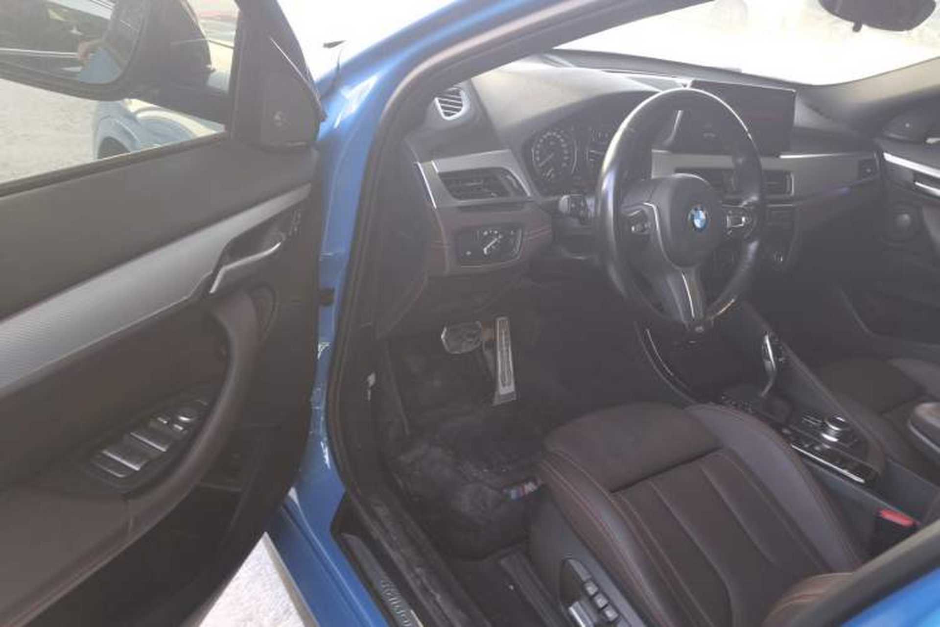 Used BMW X2 2022 sDrive25i Midnight Edition Interior 3