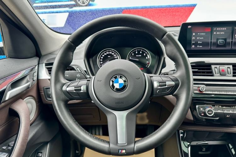 Used BMW X2 2022 sDrive25i M Sport Package Interior 7