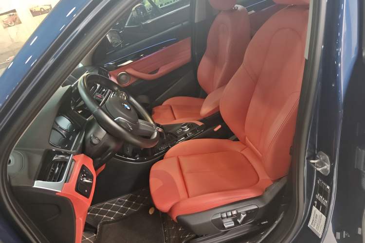 Used BMW X2 2022 sDrive25i M Sport Package Left Front Seat