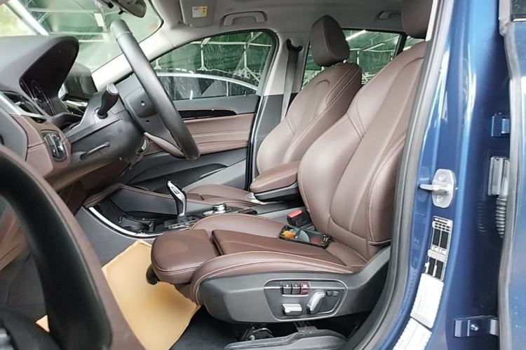 Used BMW X2 2022 sDrive25i M Sport Package Left Front Seat