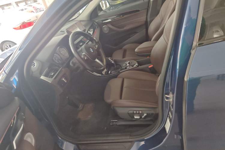 Used BMW X2 2022 sDrive25i M Sport Package Left Front Seat