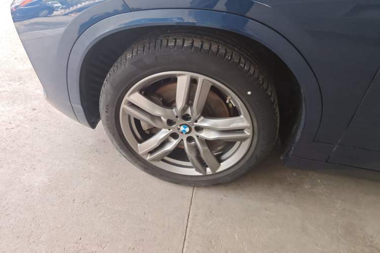 Used BMW X2 2022 sDrive25i M Sport Package Left Front Wheel Hub