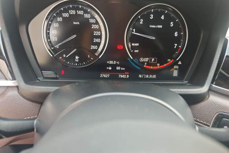 Used BMW X2 2022 sDrive25i M Sport Package Odometer Close Up