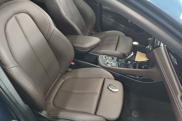 Used BMW X2 2022 sDrive25i M Sport Package Right Front Seat