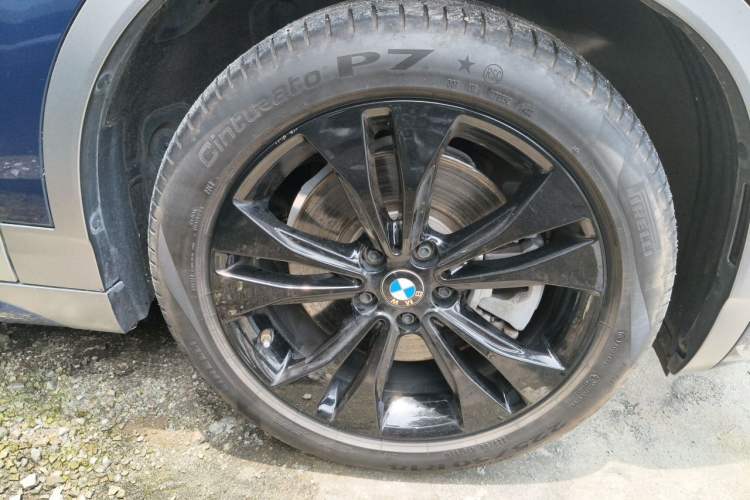 Used BMW X2 2022 sDrive25i M Sport Package Right Front Wheel Hub