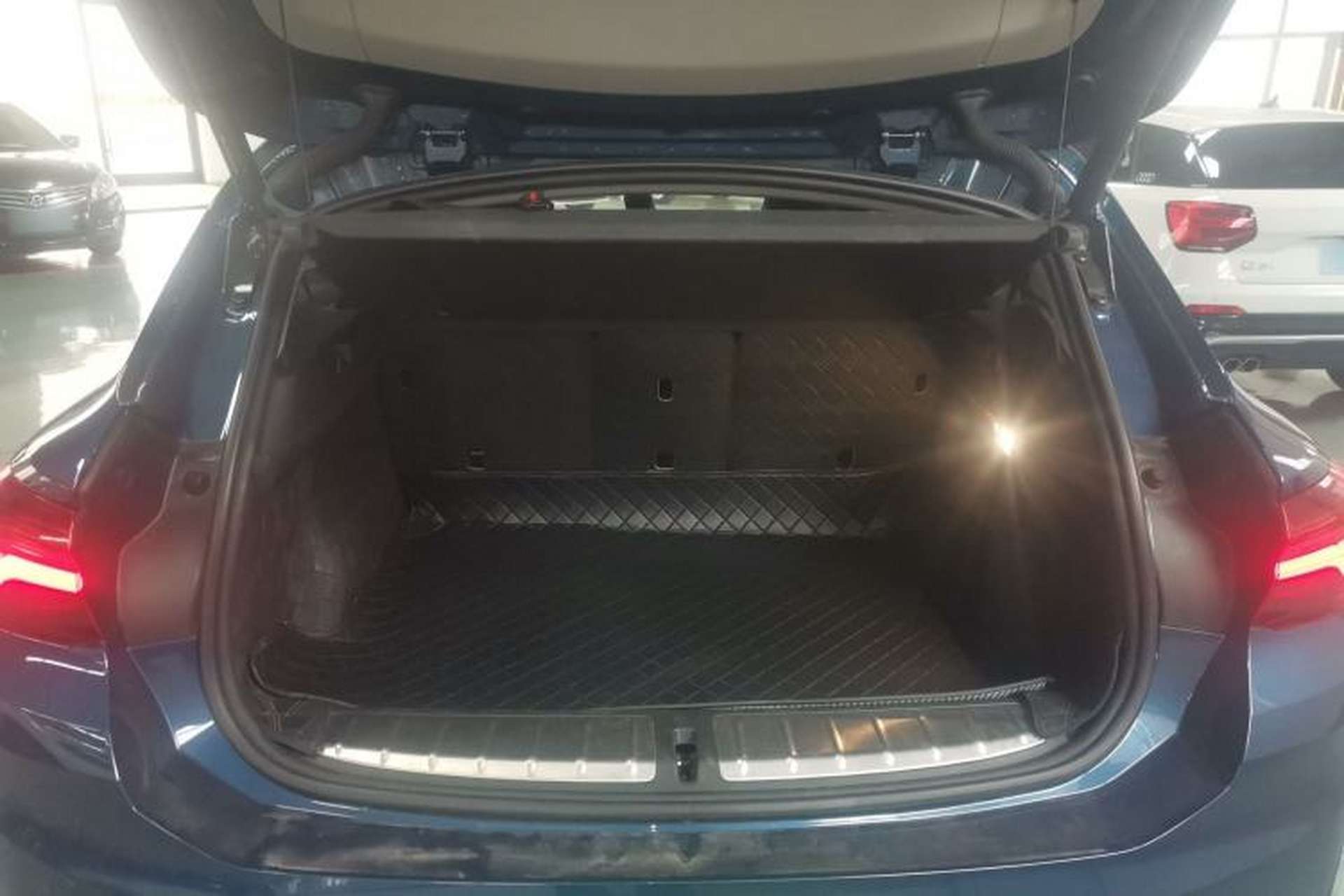 Used BMW X2 2022 sDrive25i M Sport Package Trunk