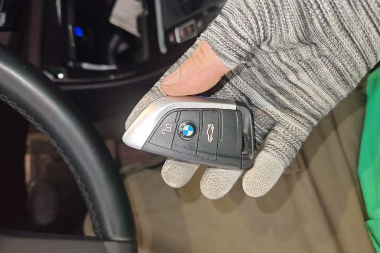 Used BMW X2 2022 sDrive25i M Sport Package Vehicle Key