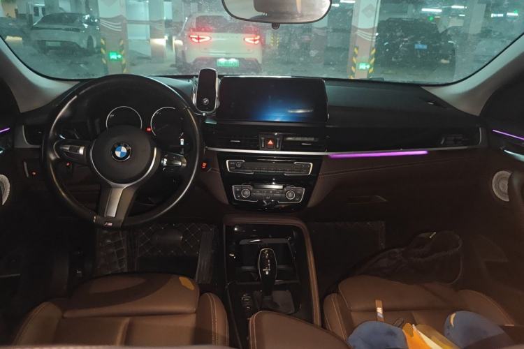 Used BMW X2 2022 sDrive25i M Sport Package Center Console