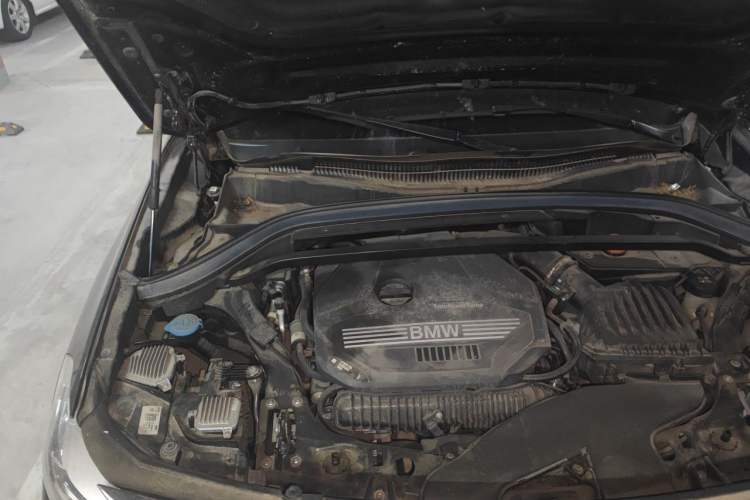 Used BMW X2 2022 sDrive25i M Sport Package Engine Bay Right