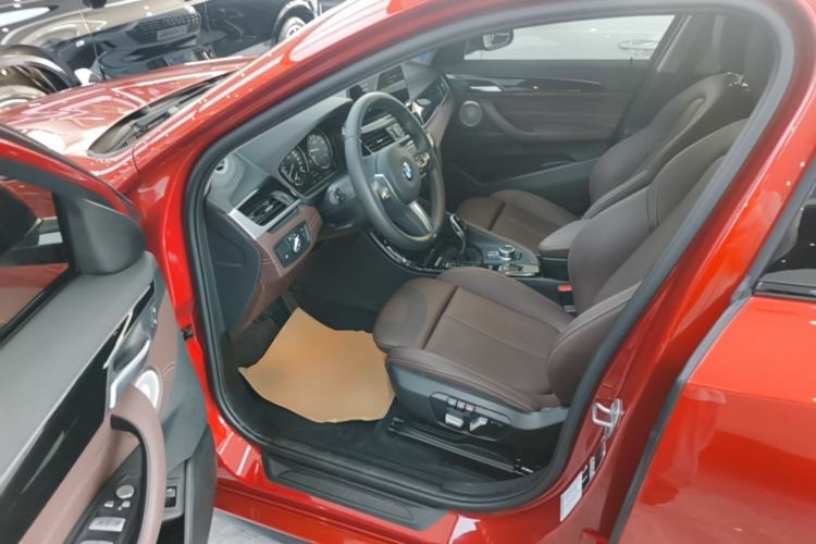 Used BMW X2 2022 sDrive25i M Sport Package Driver Seat