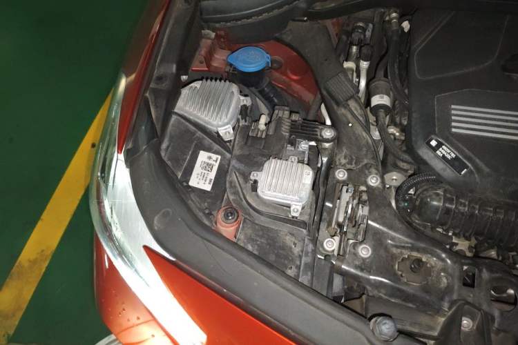 Used BMW X2 2022 sDrive25i M Sport Package Engine Bay Right