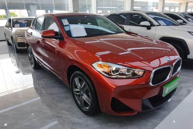 Used BMW X2 2022 sDrive25i M Sport Package Front Right 45 Deg