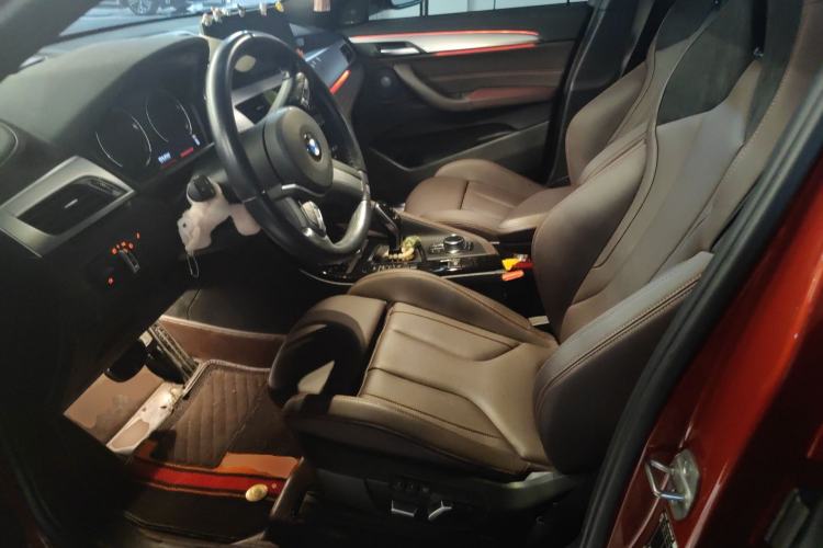 Used BMW X2 2022 sDrive25i Midnight Edition Left Front Seat