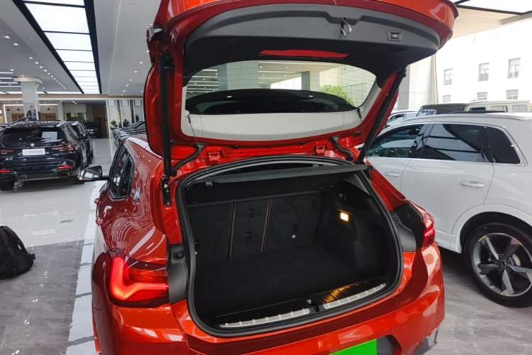 Used BMW X2 2022 sDrive25i M Sport Package Trunk