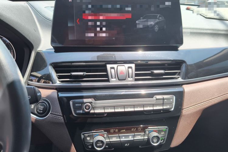 Used BMW X2 2022 sDrive25i M Sport Package Audio And AC Panel