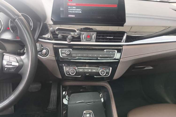 Used BMW X2 2022 sDrive25i M Sport Package Audio And AC Panel