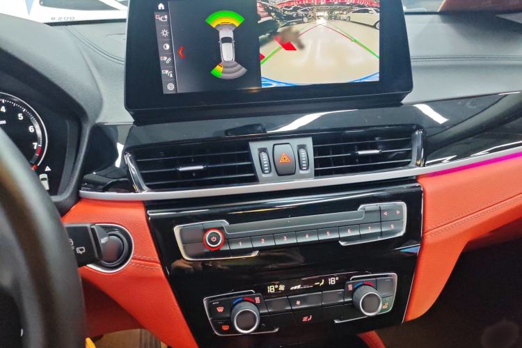 Used BMW X2 2022 sDrive25i M Sport Package Audio And AC Panel