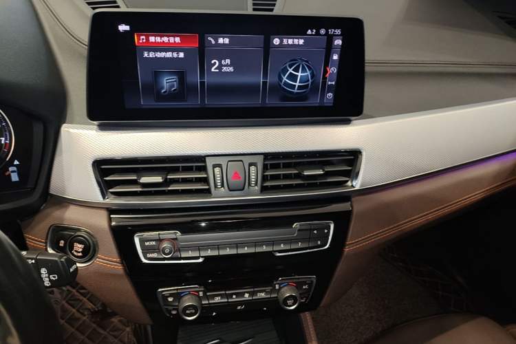 Used BMW X2 2022 xDrive25i Midnight Edition Audio And AC Panel