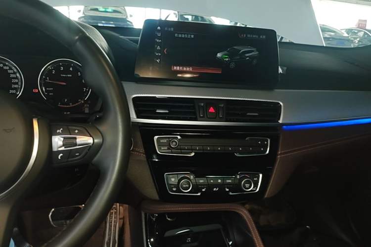 Used BMW X2 2022 xDrive25i Midnight Edition Audio And AC Panel
