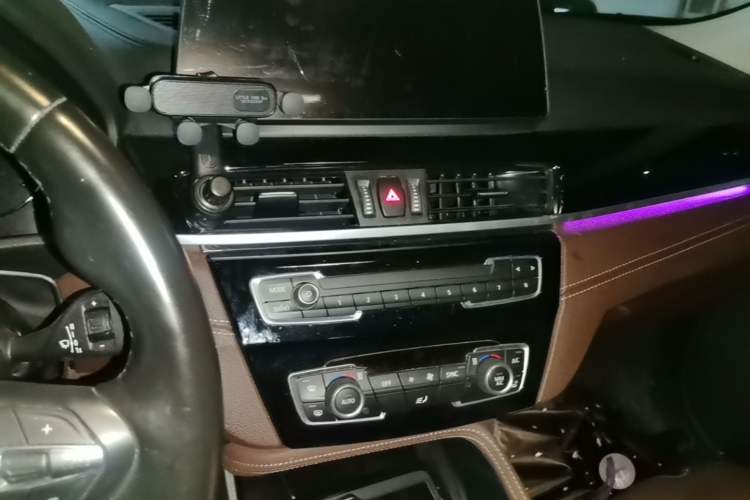Used BMW X2 2022 sDrive25i M Sport Package Audio And AC Panel