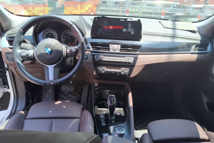 Used BMW X2 2022 sDrive25i M Sport Package Center Console