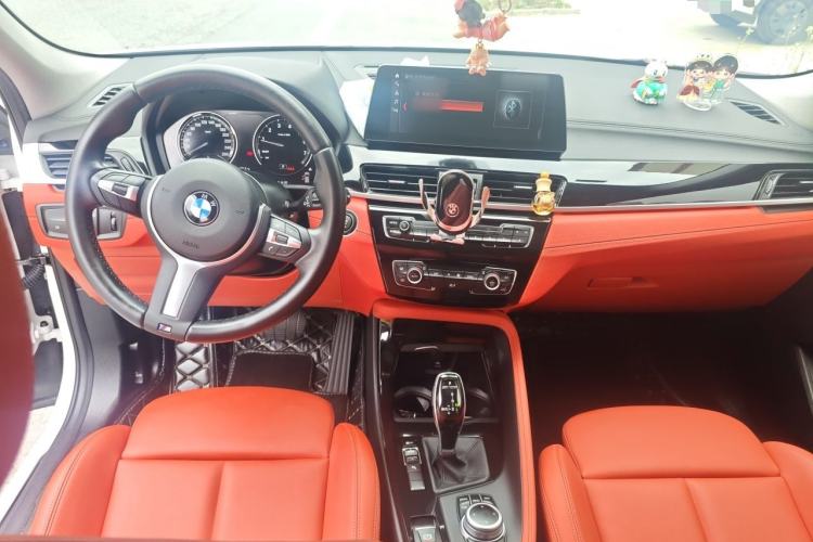 Used BMW X2 2022 sDrive25i M Sport Package Center Console