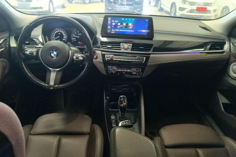 Used BMW X2 2022 sDrive25i M Sport Package Center Console