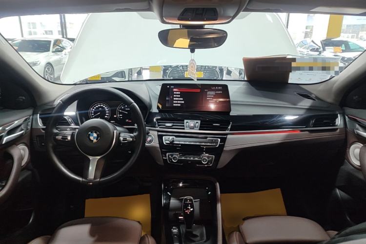Used BMW X2 2022 sDrive25i M Sport Package Center Console