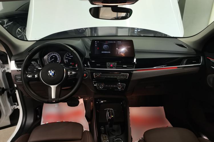 Used BMW X2 2022 sDrive25i M Sport Package Center Console
