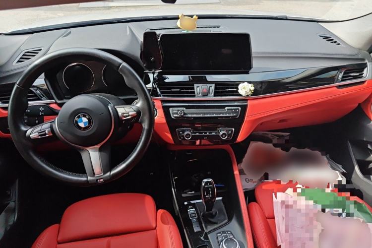 Used BMW X2 2022 sDrive25i M Sport Package Center Console