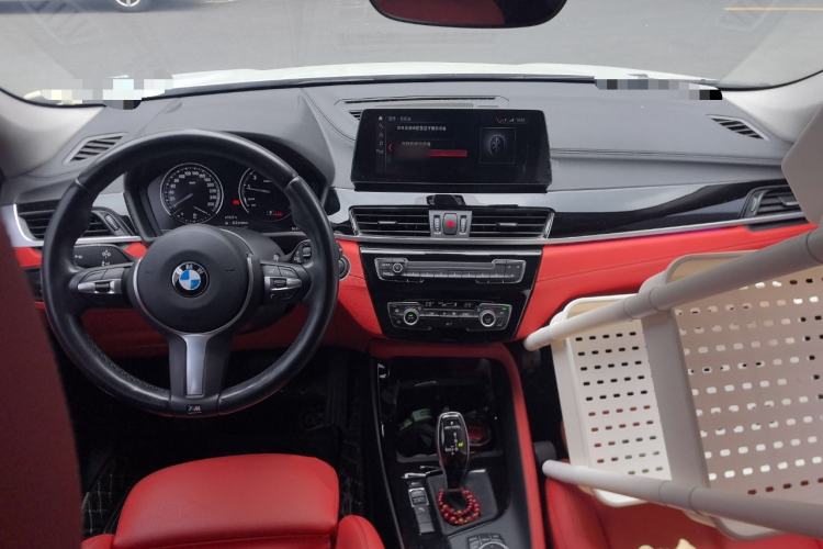 Used BMW X2 2022 sDrive25i M Sport Package Center Console
