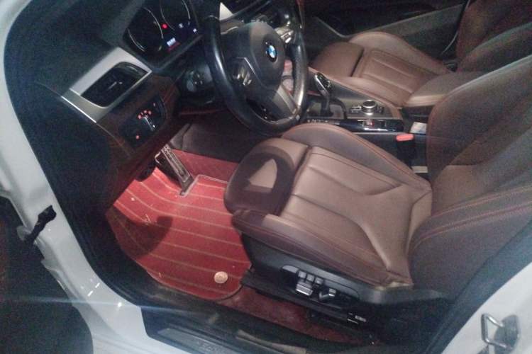 Used BMW X2 2022 sDrive25i M Sport Package Driver Seat