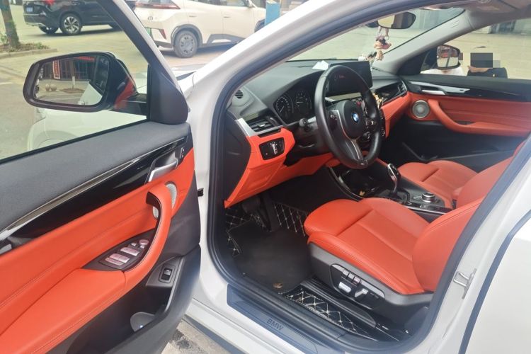 Used BMW X2 2022 sDrive25i M Sport Package Driver Seat